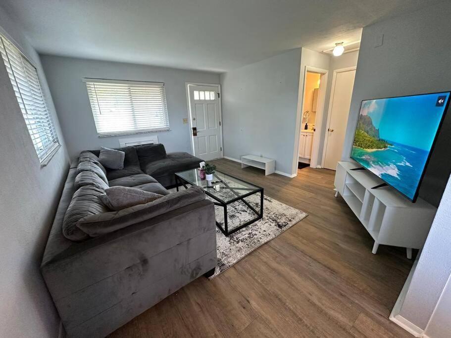 Apartamento Cozy Apt Near Downtown Dayton Exterior foto